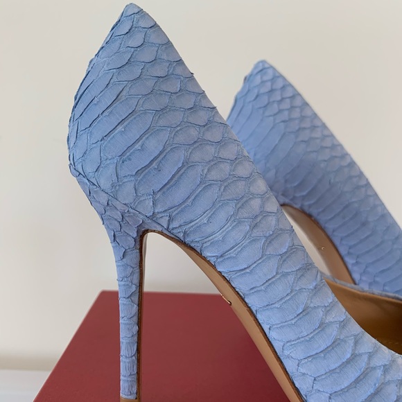 Salvatore Ferragamo Susi Snakeskin Pumps - Picture 3 of 10
